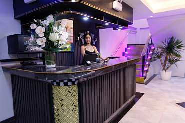 Hotel Carousel Angeles City Room Image