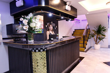 Hotel Carousel Angeles City Room Image