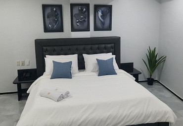 Hotel Carousel Angeles City Room Image